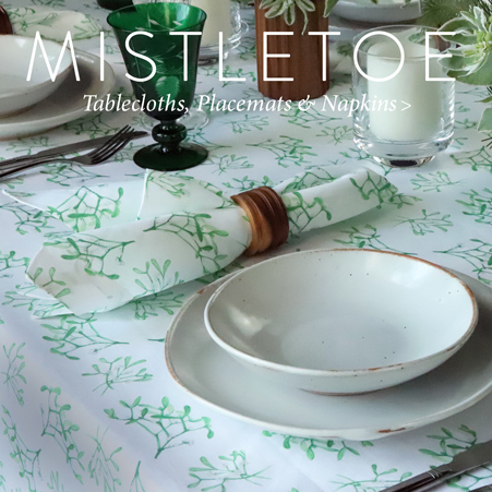 Mistletoe Tablecloth Christmas