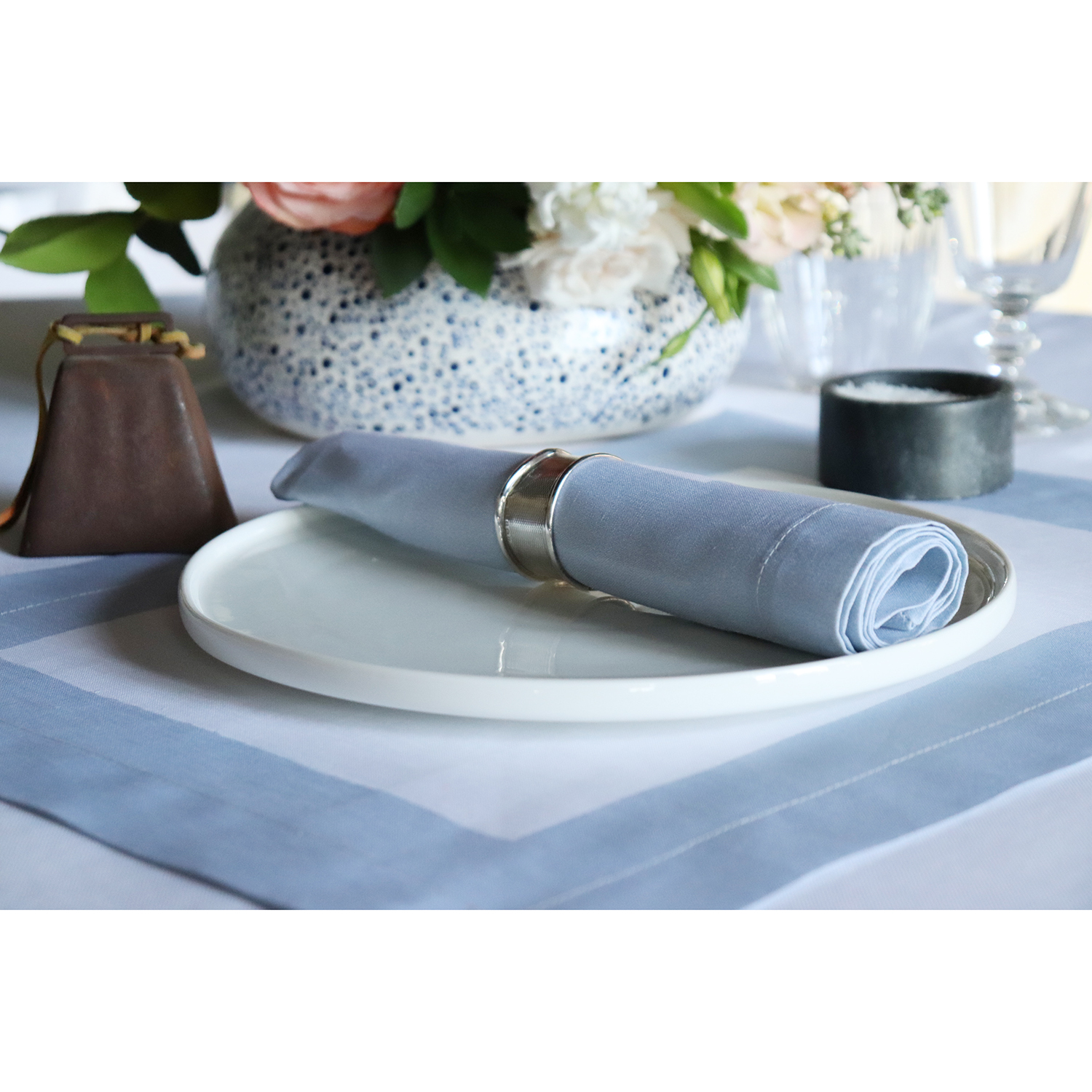 Cinta Sky Blue Border Linen Placemat