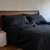 Huddleson Black Linen Bed Sheet Set 