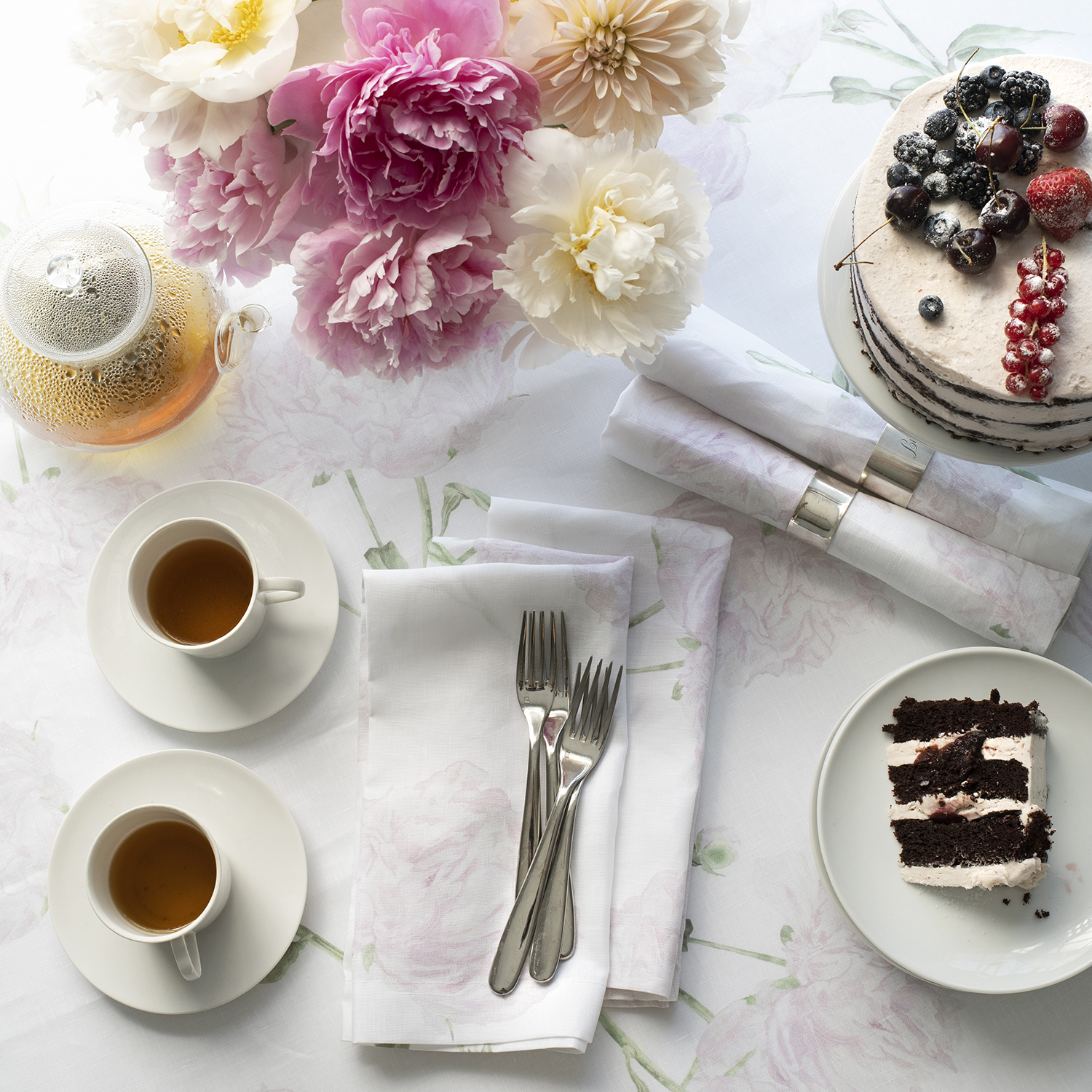 Peony Rectangular Linen Tablecloth
