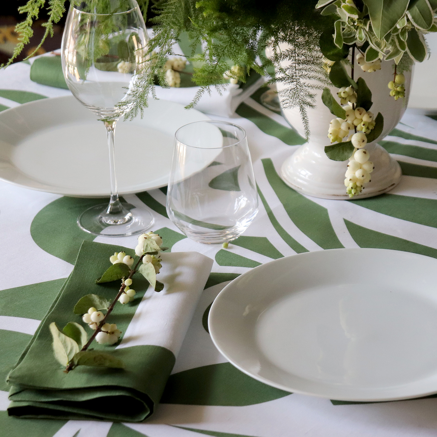 Sloan Grass Green Swirl Square Linen Tablecloth
