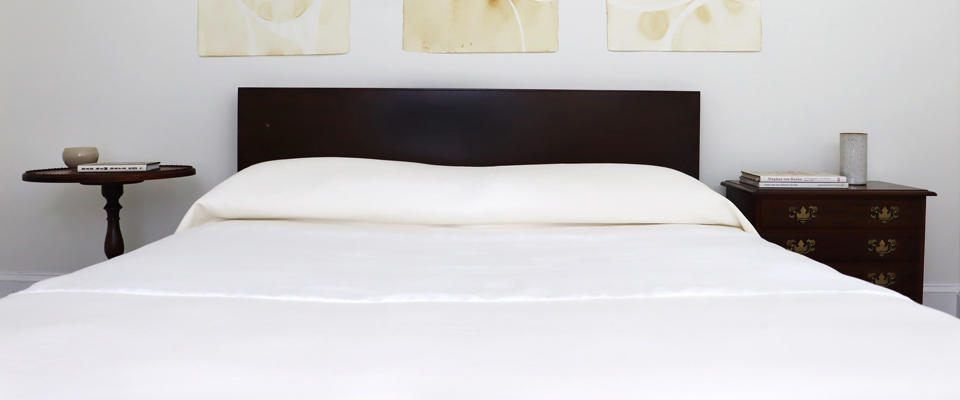Ivory & White Linen Bedspread Blanket 