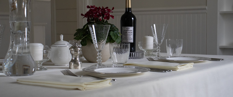 Ivory Spun Polyester Tablecloth & Napkins