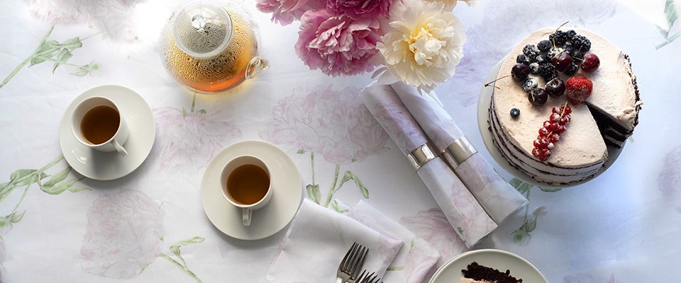 Peony Tablecloth & Napkins Floral Printed Linen