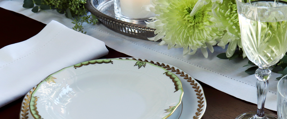 Hemstitched White Table Runner & Napkins 